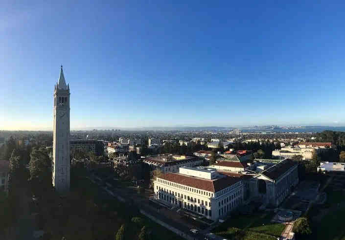 法国波尔多第二大学毕业证图片（波尔多第二大学要求）