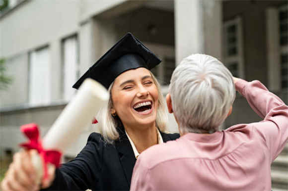 庆熙大学毕业证颁发日期,庆熙大学学位证发证时间