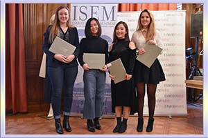 French-fashion-University-ESMOD-senior-diploma-法国高级时装学院ESMOD毕业照