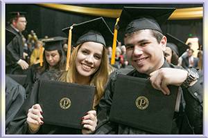 Purdue-University-diploma-普渡大学毕业照