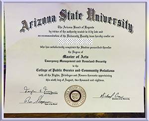 Arizona-State-University-diploma-亚利桑那州立大学毕业照