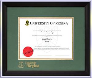 Regina-University-of-diploma-里贾纳大学毕业照