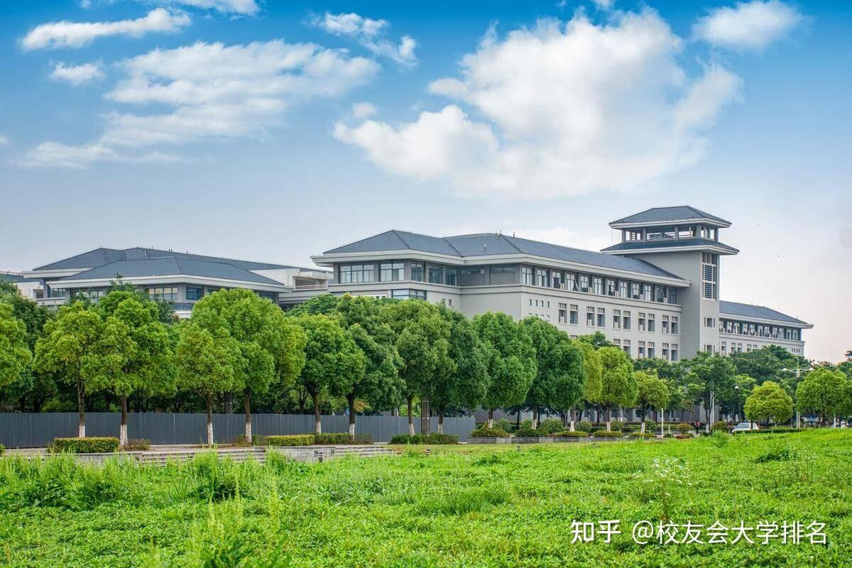 南京信息工程大学：学术资源丰富，文化底蕴深厚，专业设置广泛