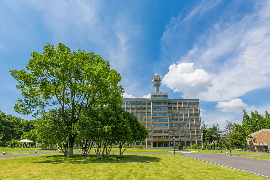 南京信息工程大学：学术资源丰富，文化底蕴深厚，专业设置广泛