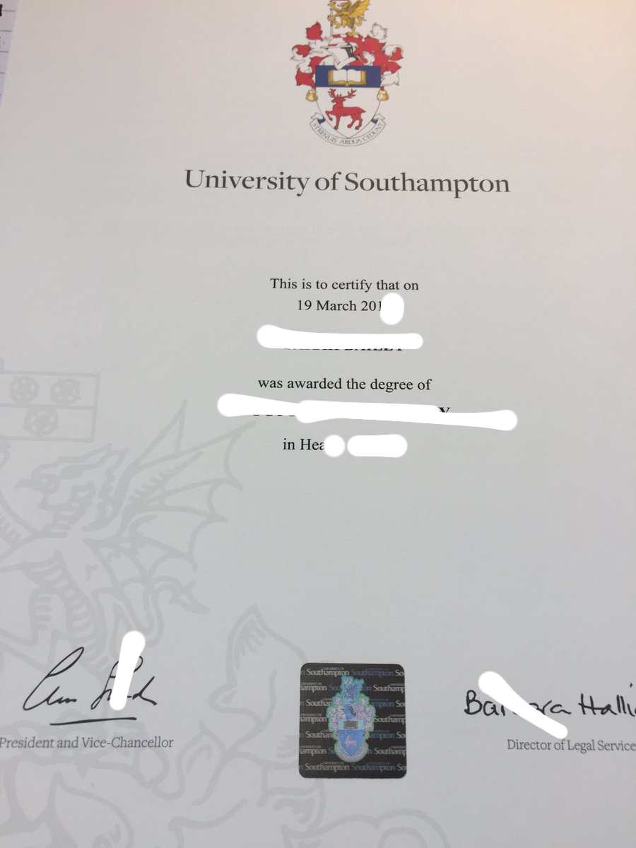 英国南安普顿大学毕业证照片展示（Diploma from the University of Southampton, UK）