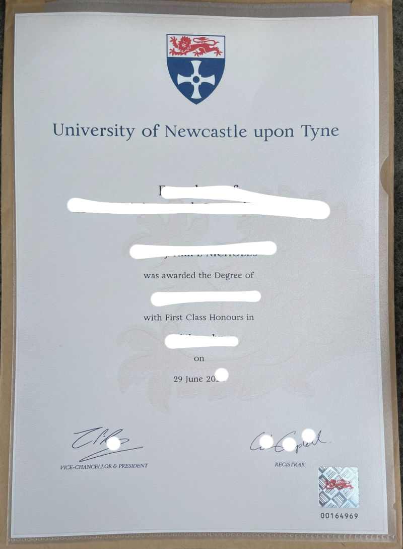 论全新英国纽卡斯尔大学毕业证照片展示Newcastle University Diploma